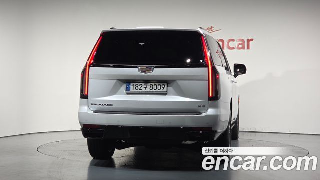 Cadillac Escalade 2023 — photo 4