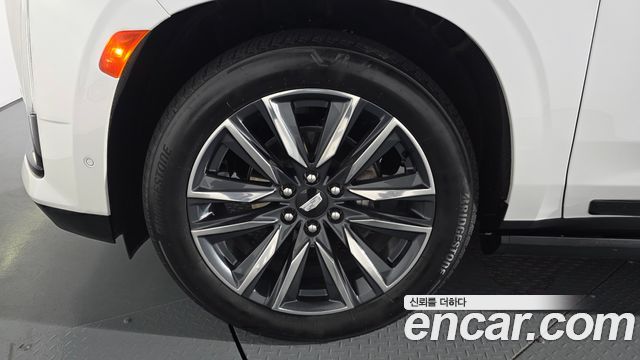 Cadillac Escalade 2023 — photo 5