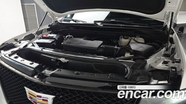 Cadillac Escalade 2023 — photo 6