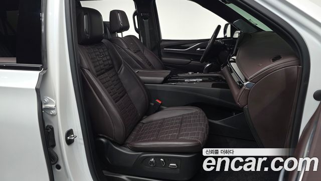 Cadillac Escalade 2023 — photo 10