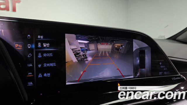Cadillac Escalade 2023 — photo 16