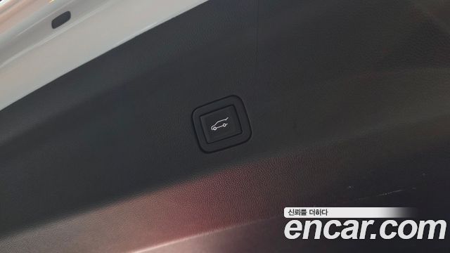 Cadillac Escalade 2023 — photo 20