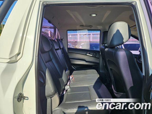 KG Mobility KORANDO 2018 — photo 11