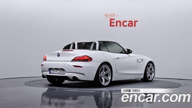 BMW Z4 2012 — photo 2