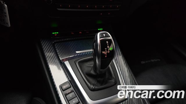 BMW Z4 2012 — photo 9