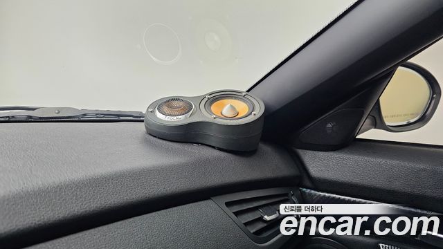 BMW Z4 2012 — photo 18