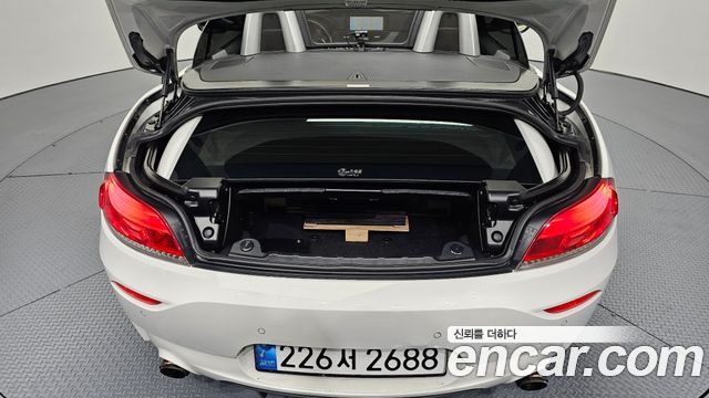 BMW Z4 2012 — photo 20