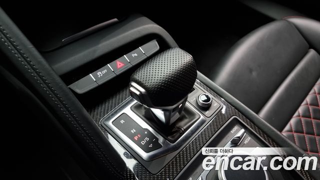 Audi R8 2021 — photo 9
