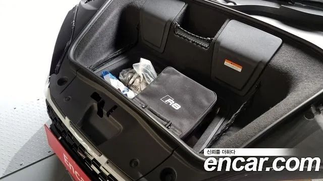Audi R8 2021 — photo 19