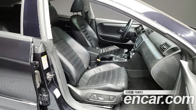 Volkswagen CC 2010 — photo 10