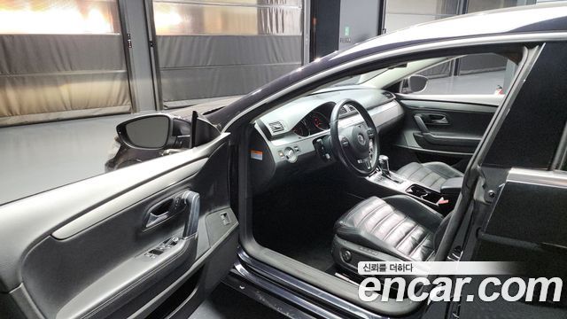 Volkswagen CC 2010 — photo 11