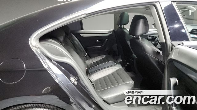 Volkswagen CC 2010 — photo 12
