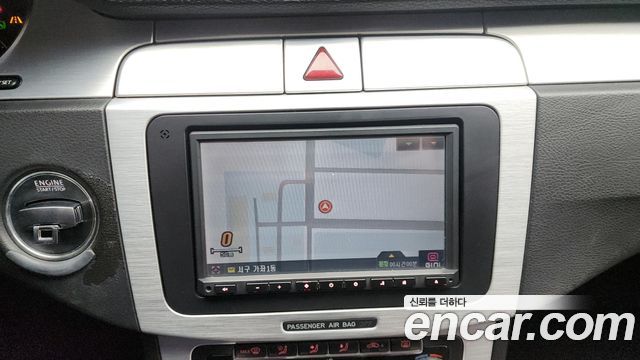 Volkswagen CC 2010 — photo 14