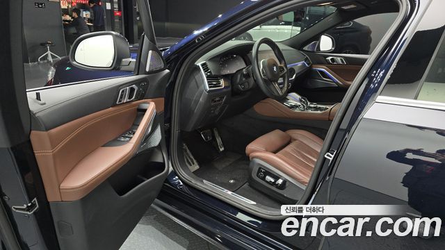 BMW X6 2022 — photo 11