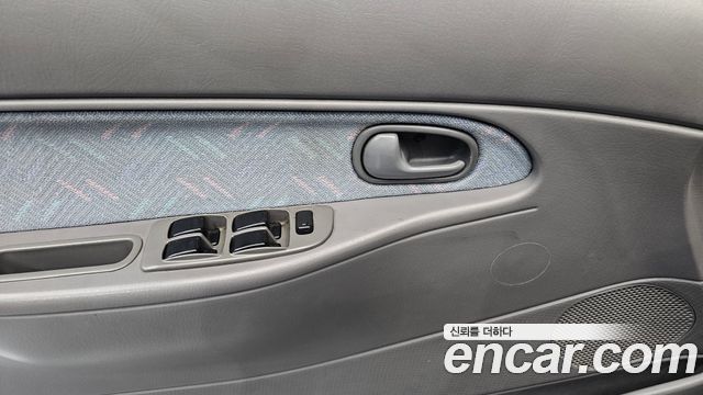 Kia Avella 1995 — photo 15