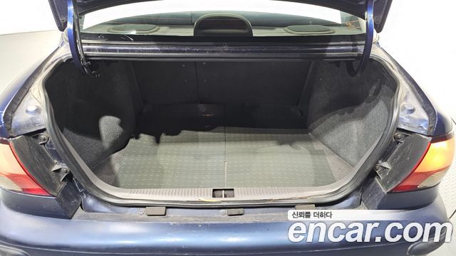 Kia Avella 1995 — photo 20