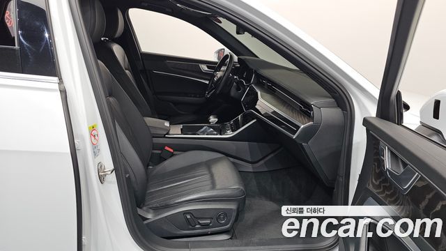 Audi A6 2021 — photo 11