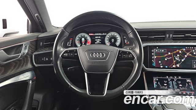 Audi A6 2021 — photo 13