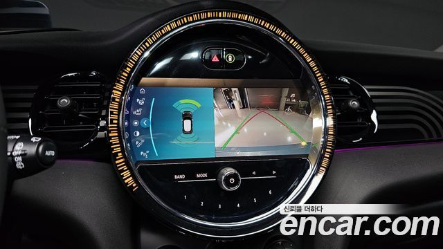 Mini Cooper 2023 — photo 12