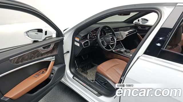 Audi A6 2023 — photo 11