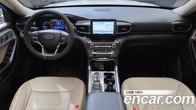 Ford Explorer 2020 — photo 10