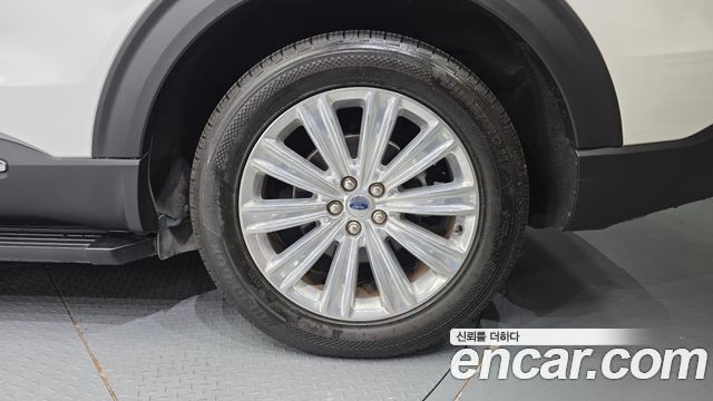 Ford Explorer 2020 — photo 7