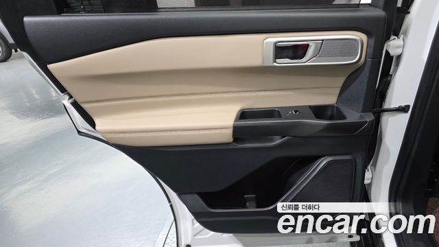 Ford Explorer 2020 — photo 15