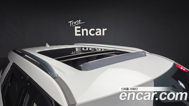Ford Explorer 2020 — photo 33