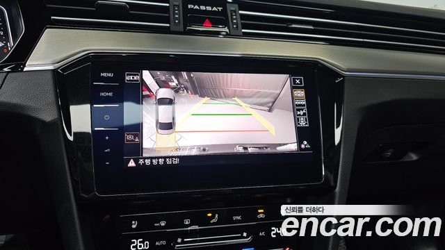 Volkswagen Passat 2021 — photo 15