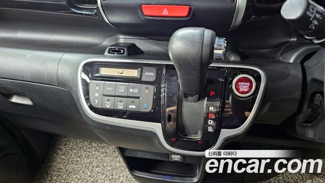 Honda N-BOX 2015 — photo 9