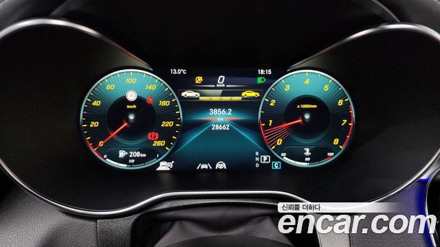Mercedes-Benz GLC-Class 2022 — photo 8