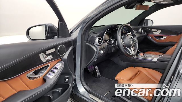 Mercedes-Benz GLC-Class 2022 — photo 10