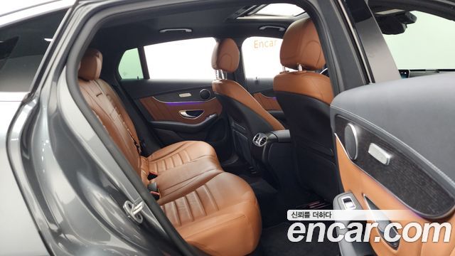 Mercedes-Benz GLC-Class 2022 — photo 12