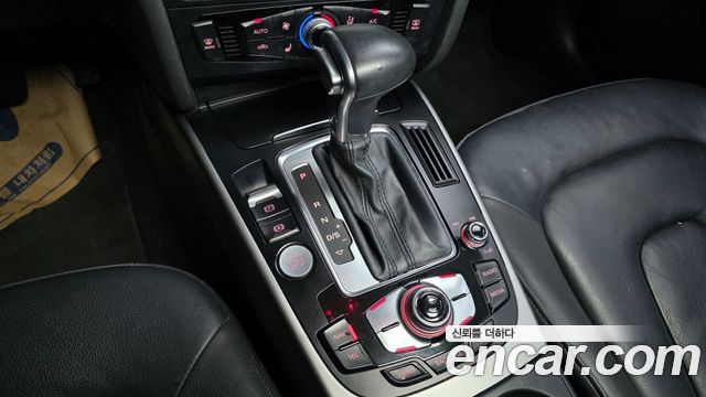 Audi A4 2015 — photo 9