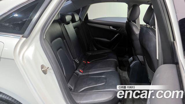 Audi A4 2015 — photo 12