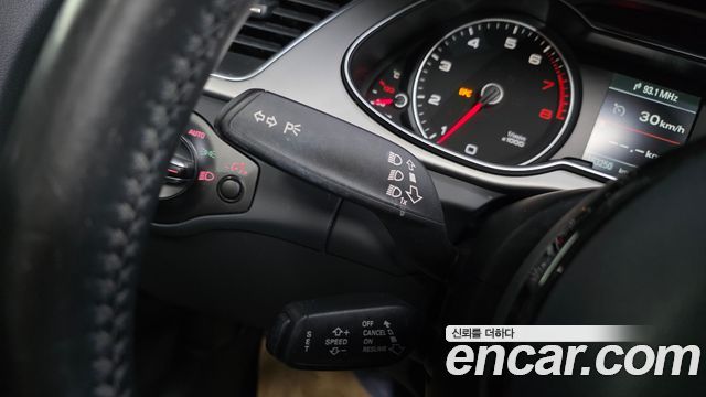 Audi A4 2015 — photo 19