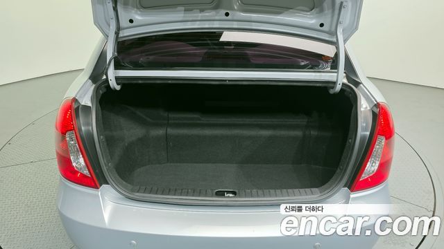 Hyundai Verna 2007 — photo 20