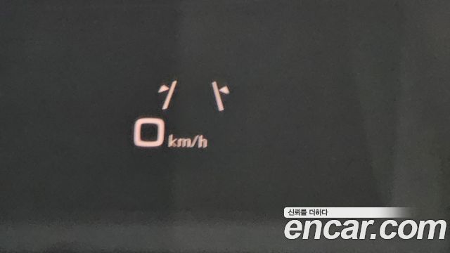 Audi SQ5 2022 — photo 19