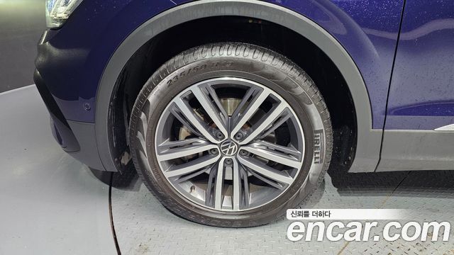 Volkswagen Tiguan 2023 — photo 5