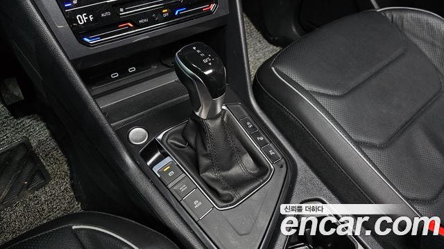 Volkswagen Tiguan 2023 — photo 9