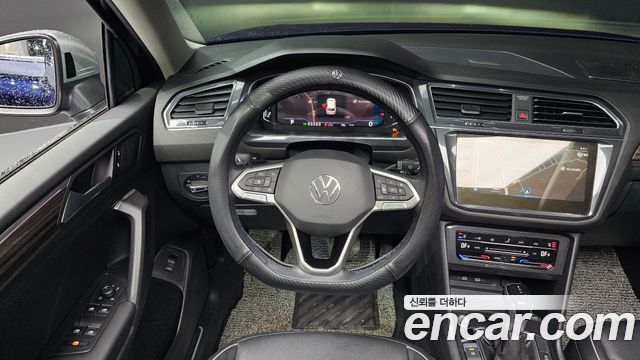 Volkswagen Tiguan 2023 — photo 13