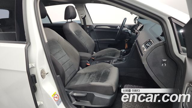 Volkswagen Golf 2016 — photo 11