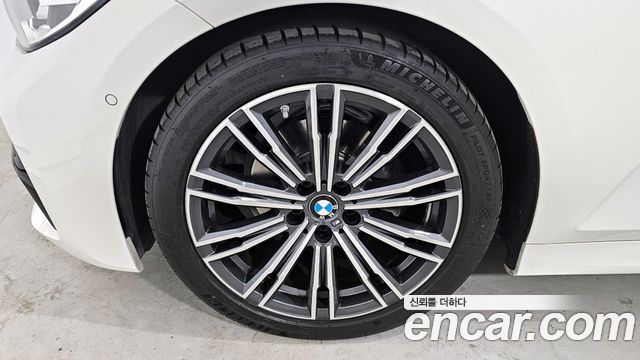 BMW 3-Series 2022 — photo 5