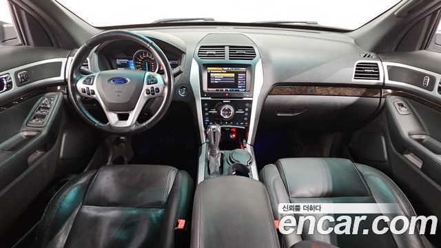 Ford Explorer 2015 — photo 7
