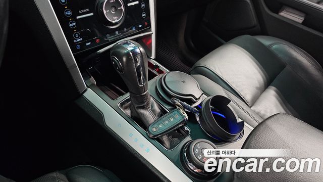 Ford Explorer 2015 — photo 9