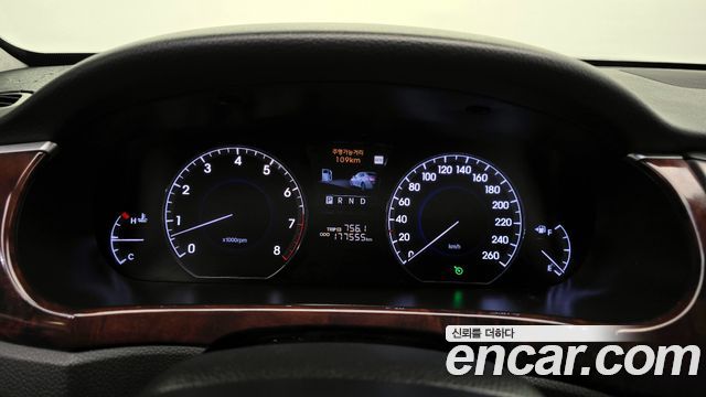 Hyundai Equus 2012 — photo 8
