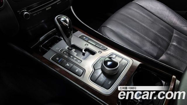 Hyundai Equus 2012 — photo 9