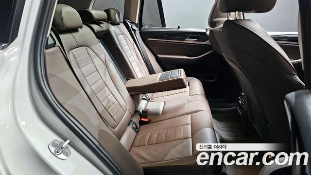 BMW X3 2018 — photo 12