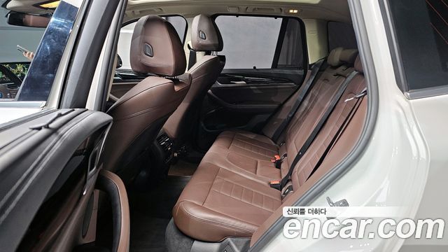BMW X3 2018 — photo 13