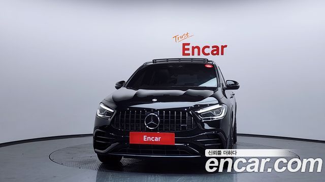 Mercedes-Benz GLA-Class 2023 — photo 3
